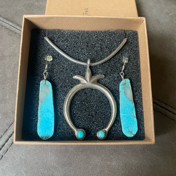 Jewelry - Silver and Turquoise Jewelry Set